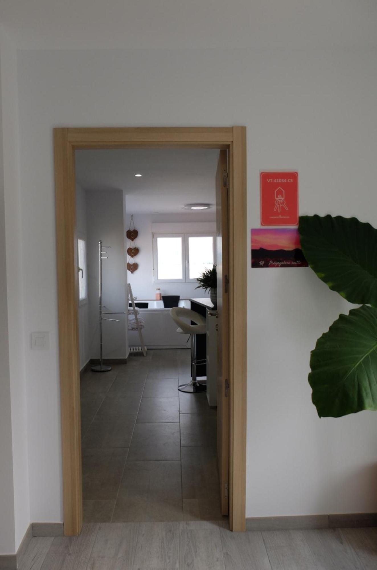 Gegant De Pedra Apartaments Adzaneta Exterior foto